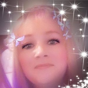 Meet your Posher, Layla